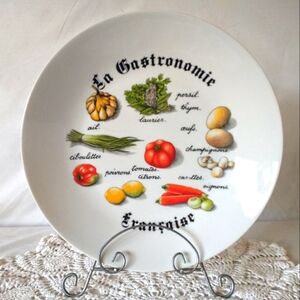 Rare Bareuther Waldsassen Bavaria Serving Bowl - " La Gastronomie" French Motif
